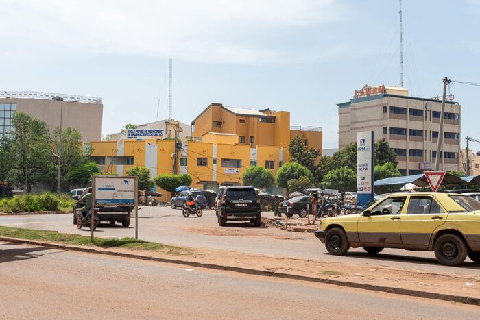 Le campus EPMP-FD vu depuis la rue